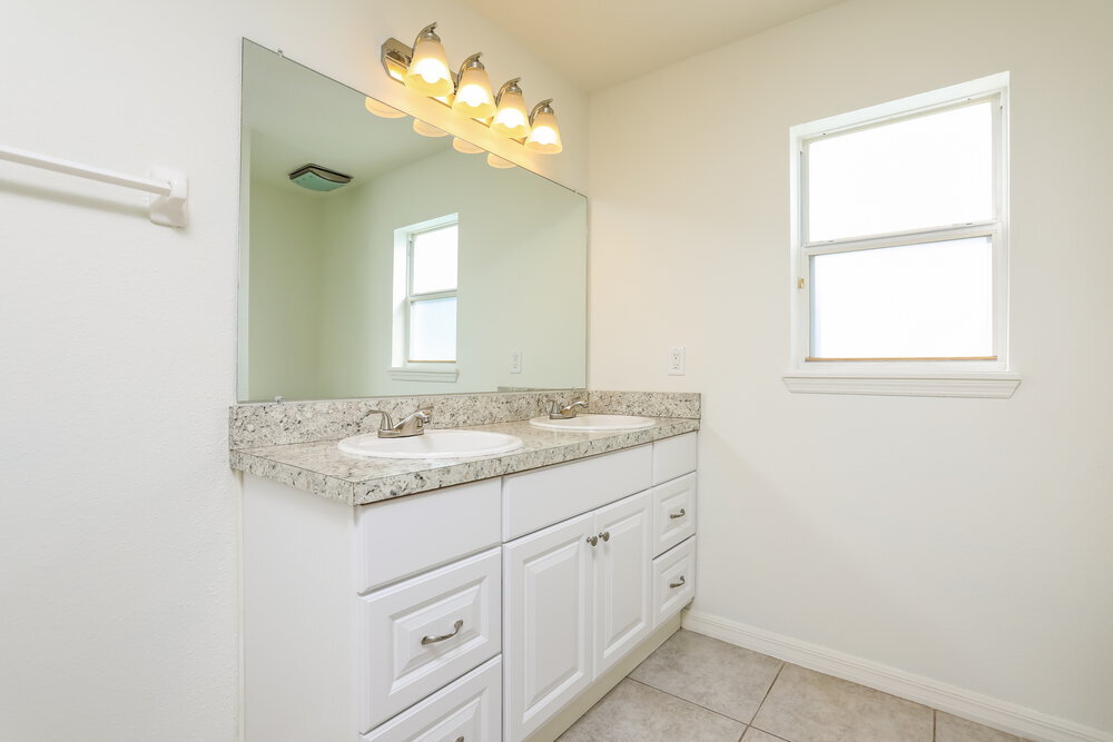 Building Photo - 4408 Creeks Run Blvd