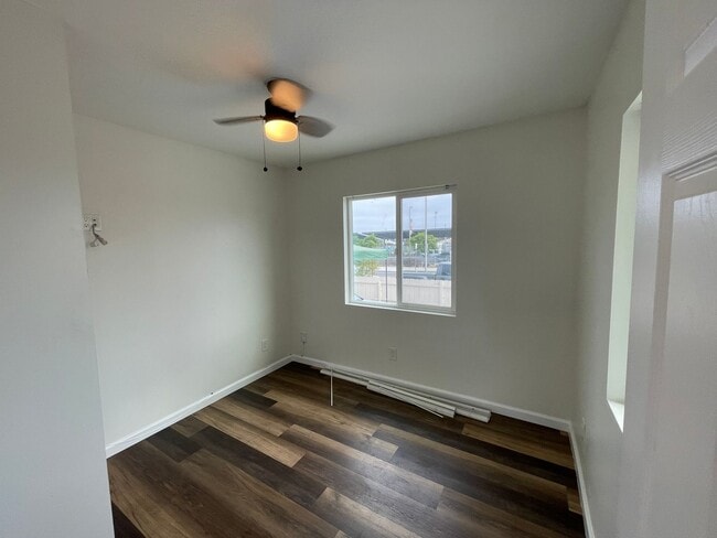 Building Photo - 2866-70 Ocean View Blvd