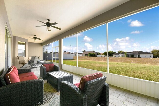 Building Photo - 6841 Bushnell Dr