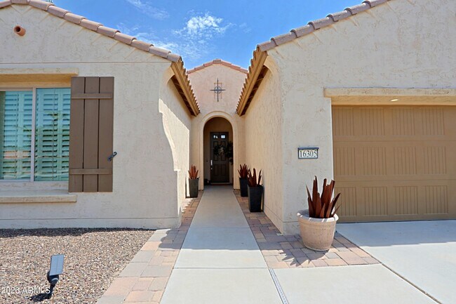 Building Photo - 16305 W Monterey Way