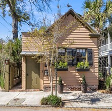 Building Photo - 1 Kracke St