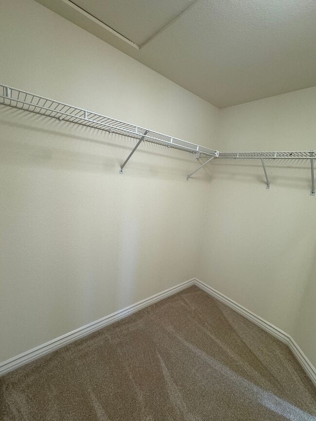 Building Photo - 10591 Wincheck Rd