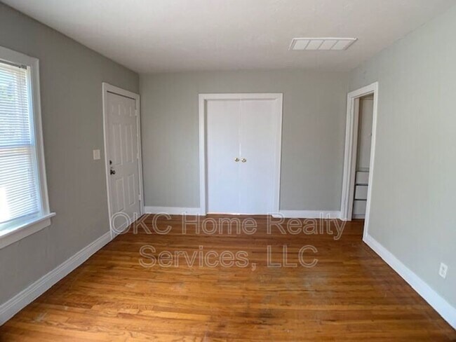 Building Photo - 3815 N Kentucky Ave