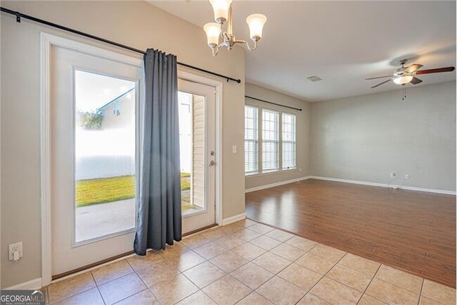 Building Photo - 25 Chey Hill Ln