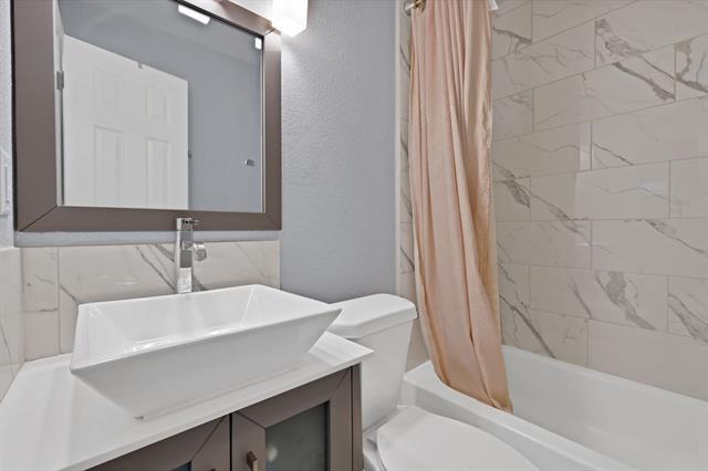 Building Photo - 2916 Livingston Ave