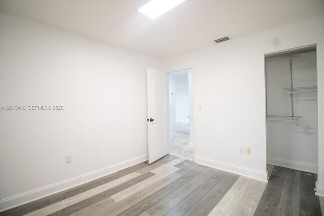 Building Photo - 15629 SW 73rd St