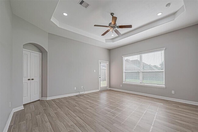 Building Photo - 30806 Academy Trace Dr