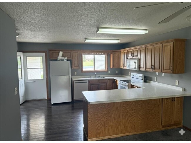 Building Photo - 1920 11th Ave