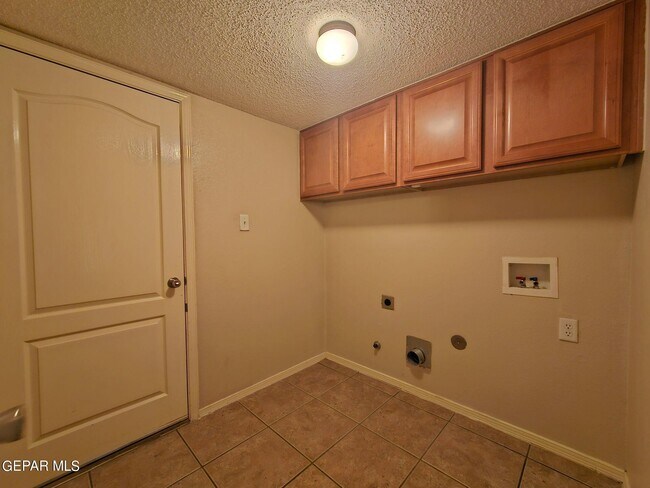 Building Photo - 12297 Kingsgate Ct