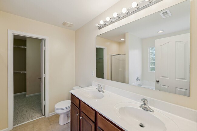 Building Photo - 9520 Mintworth Ave