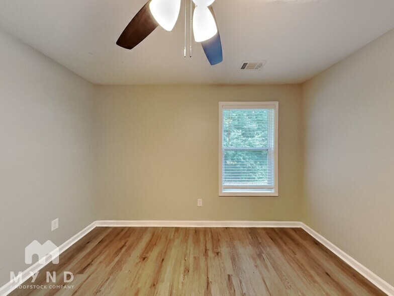 Building Photo - 50 Bellerive Ln SE