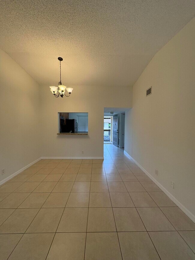 Building Photo - 6552 Arleigh Ct