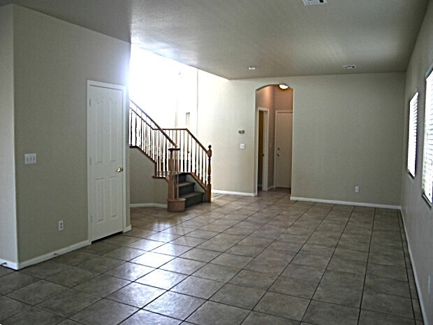 Building Photo - 9876 Vermillion Cliffs Ave