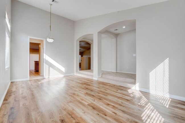 Building Photo - 2294 Tedesca Dr