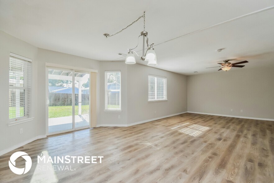 Building Photo - 2361 Spring Blossom Dr