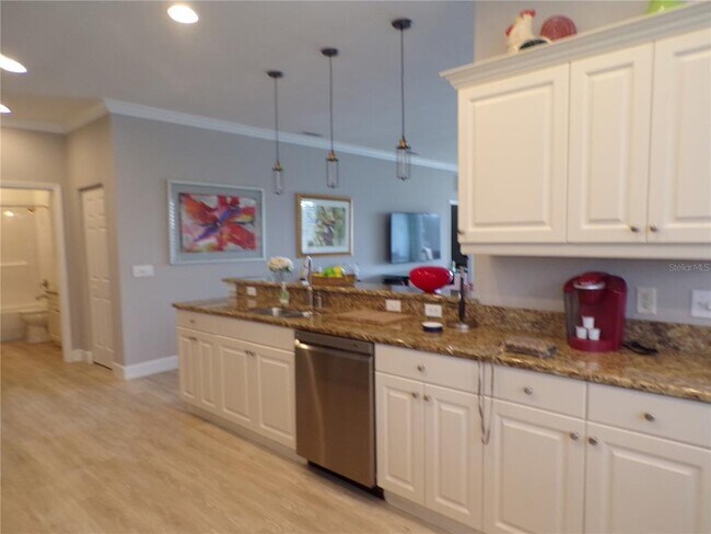 Building Photo - 25535 Heritage Lake Blvd