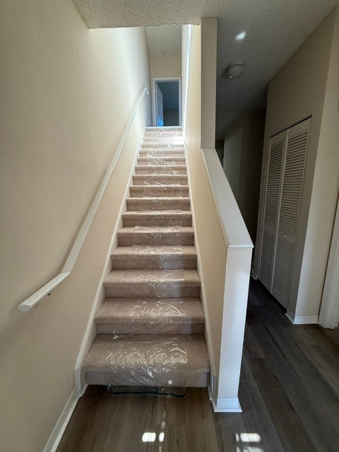 Building Photo - 5692 Bentgrass Dr