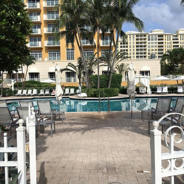 Building Photo - 455 Grand Bay Dr