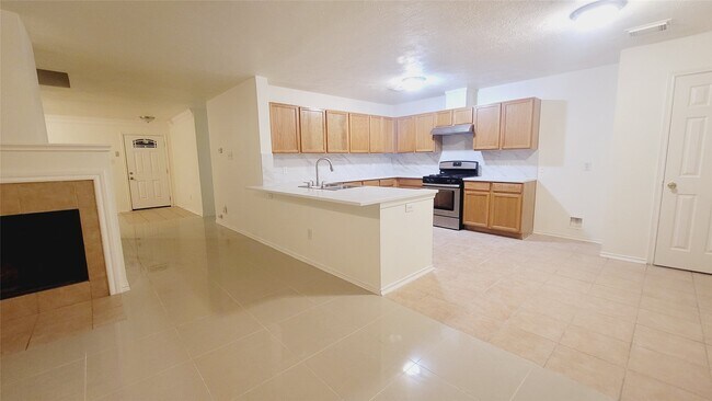 Building Photo - 3807 Brook Garden Ln