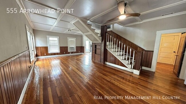 Building Photo - 555 Arrowhead Pt