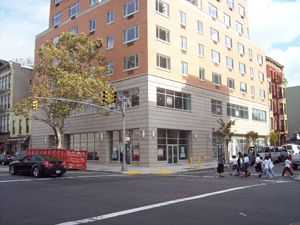 Primary Photo - The Bridges NYC