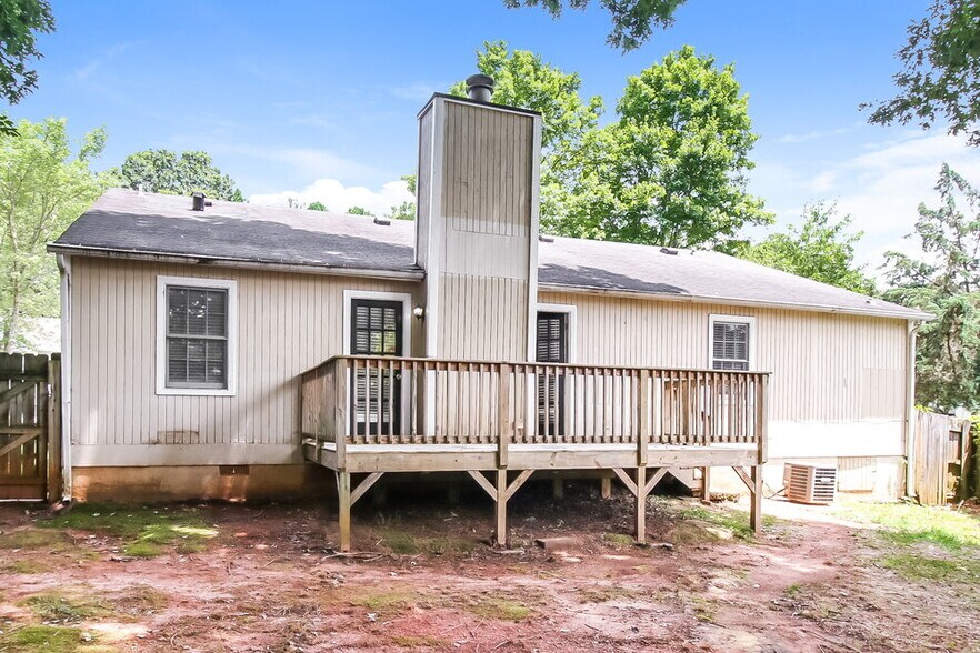 Building Photo - 2021 Corners Cir