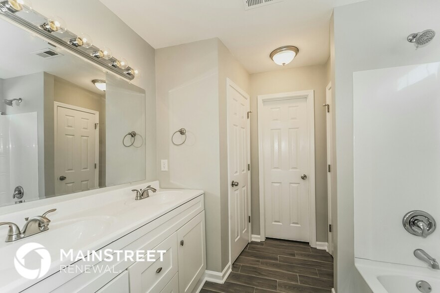 Building Photo - 7352 Wingstone Ln