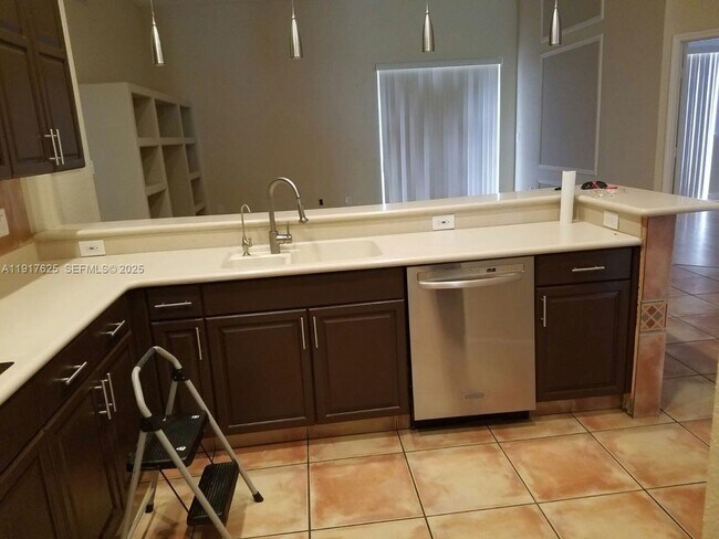 Building Photo - 11313 NW 65th St