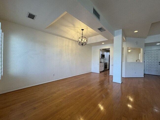 Building Photo - LUXURY LAKEFRONT GAINEY RANCH TOWNHOME WITH GOLF COURSE VIEWS – RESORT STYLE SCOTTSDALE LIVING!