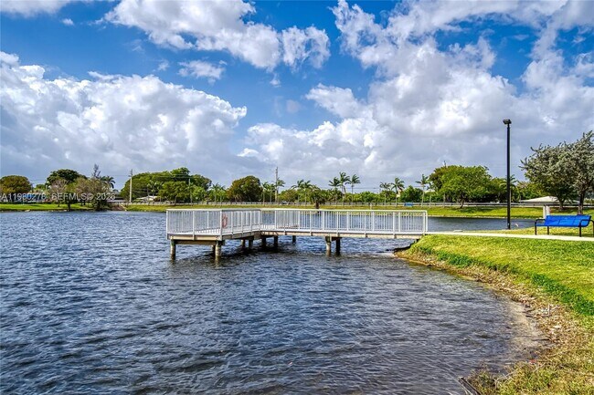 Building Photo - 2327 NW 52nd Ct