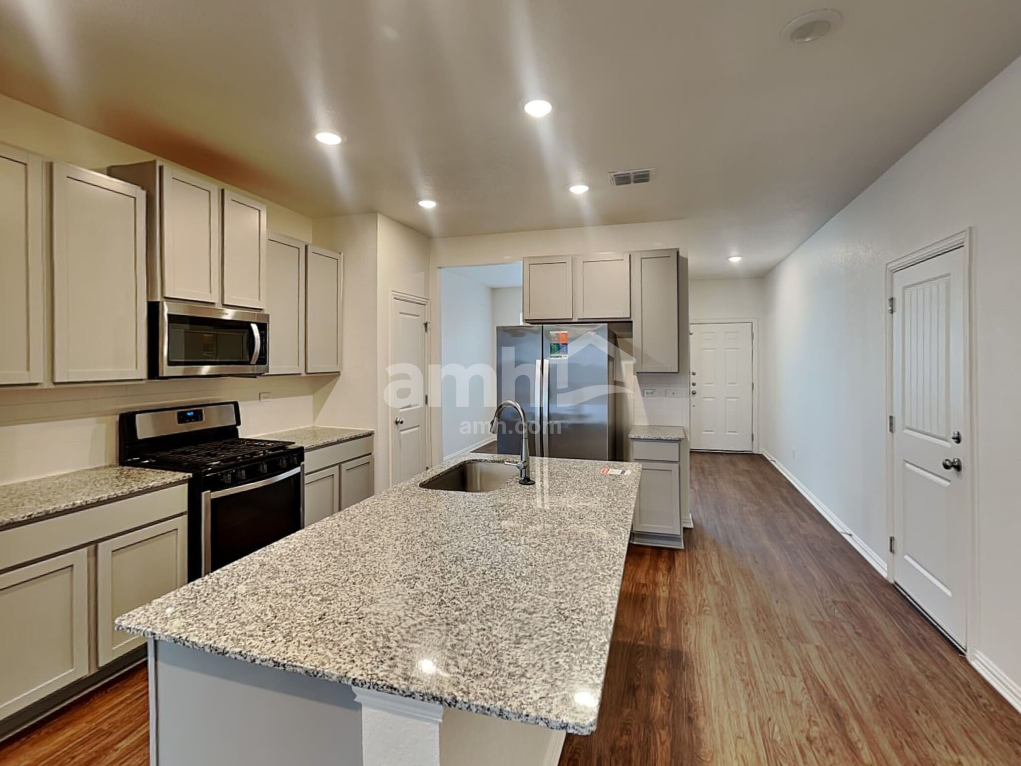 Building Photo - 2718 Wolfcreek