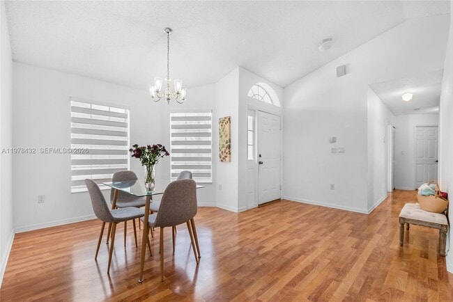 Building Photo - 2020 SE 5th Pl