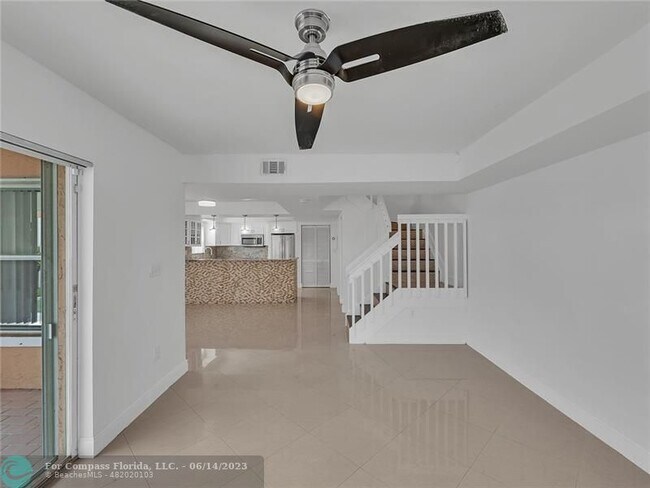 Building Photo - 3287 NW 44th St
