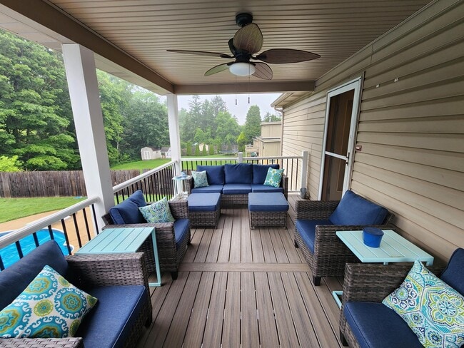 Building Photo - 13894 US-30