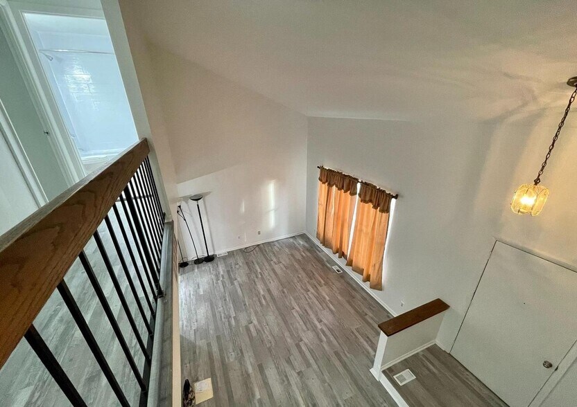 Building Photo - 4026 Jacinth Way