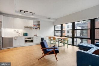 Building Photo - 1625 Eckington Pl NE