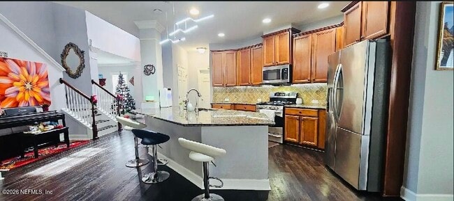 Building Photo - 178 Carrier Dr