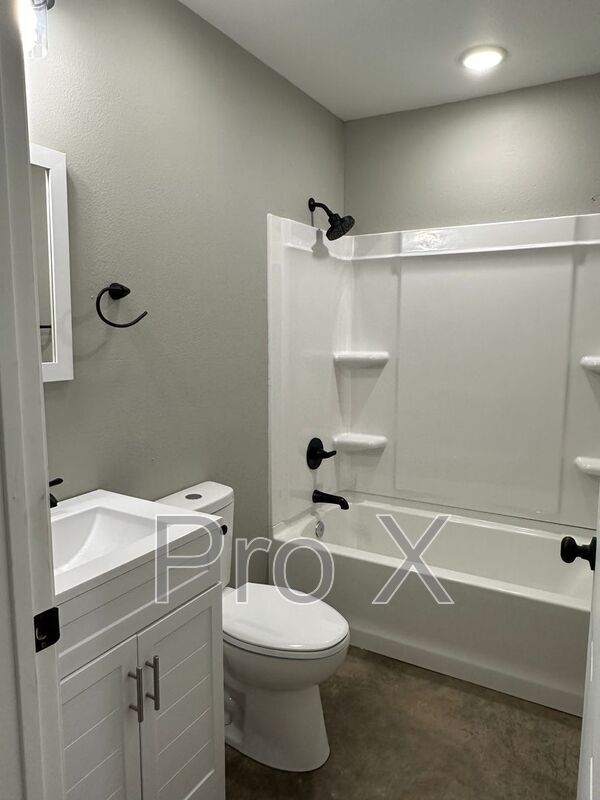 Building Photo - 120 S Pearl