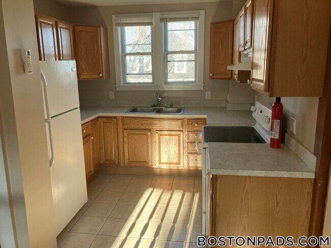 Building Photo - 51 Mt Vernon St