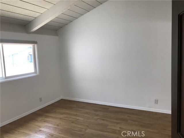 Building Photo - 120 Diamond Ave