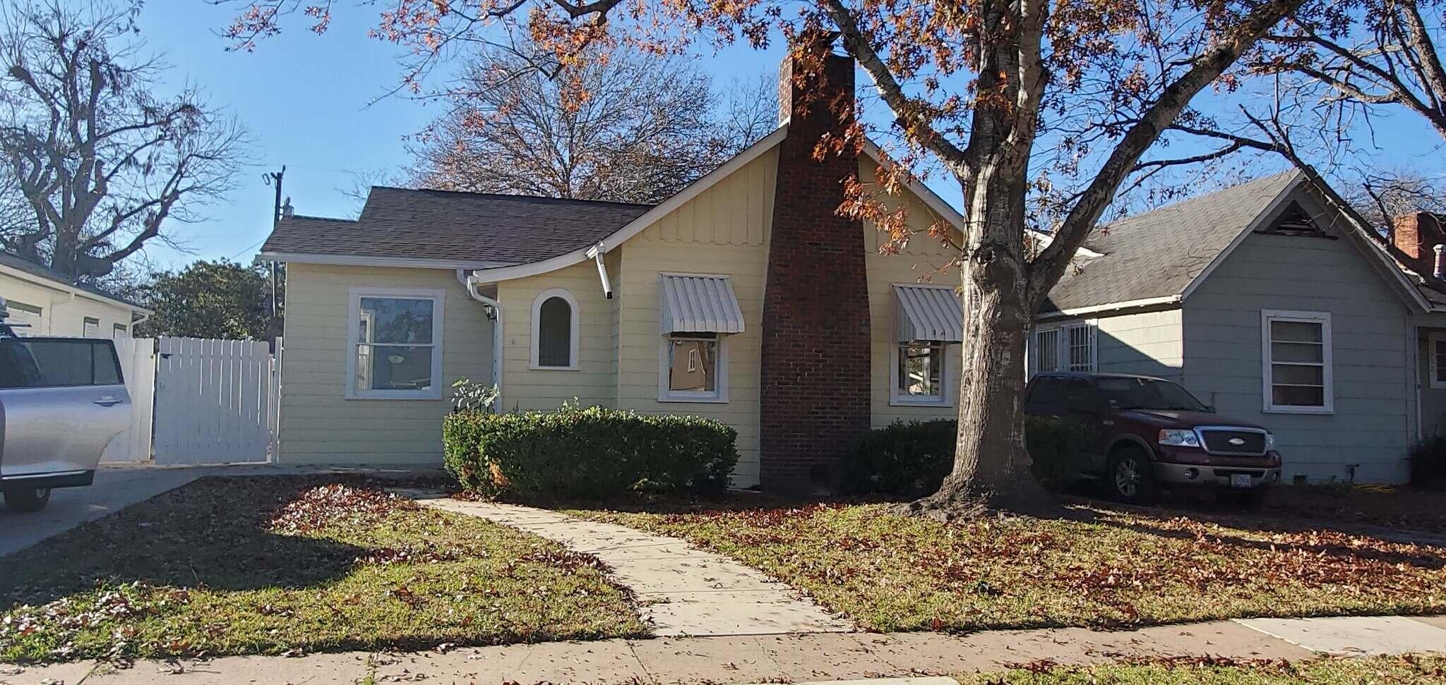 Front - 1934 McKinley Ave