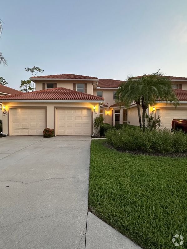 Building Photo - 360 Robin Hood Cir