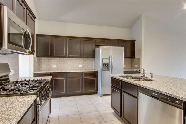 Building Photo - 6916 Ranchito Dr