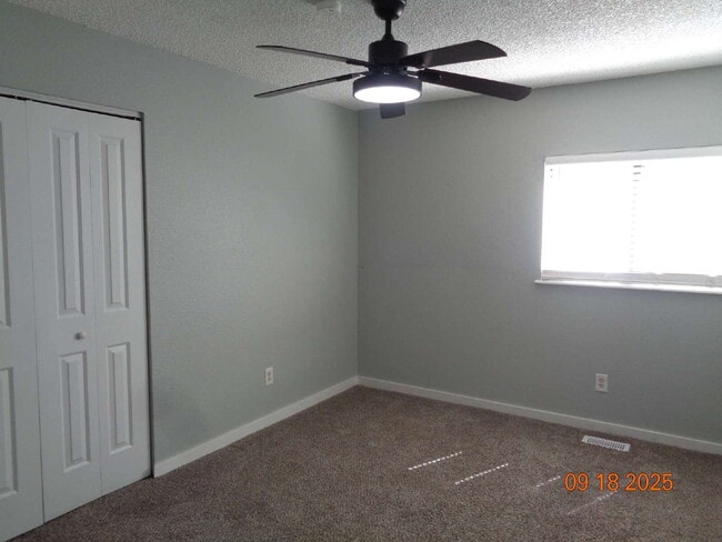Building Photo - Nicely updated home close to amenities
