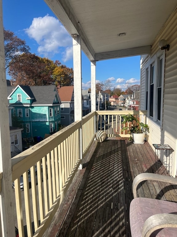 Building Photo - 52 Mascot St