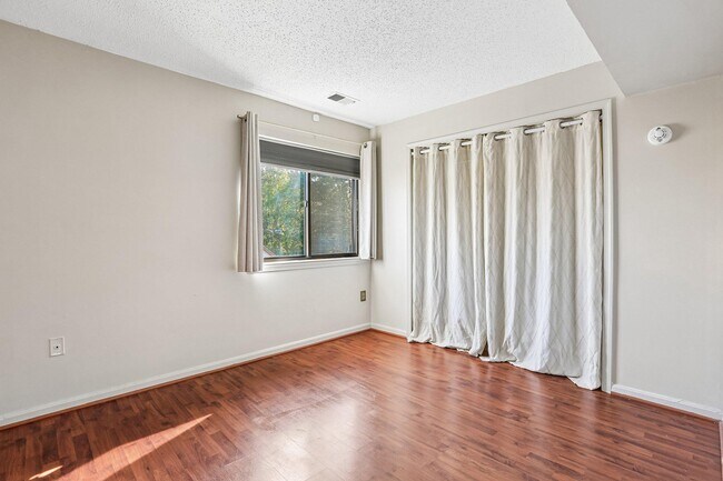 Building Photo - 14122 Lauren Ln