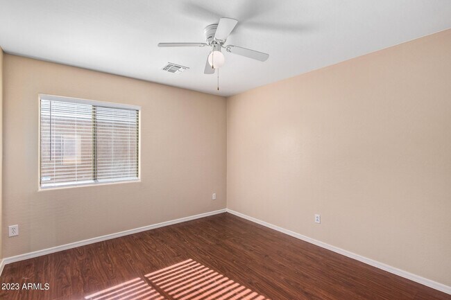 Building Photo - 1525 W Burgess Ln