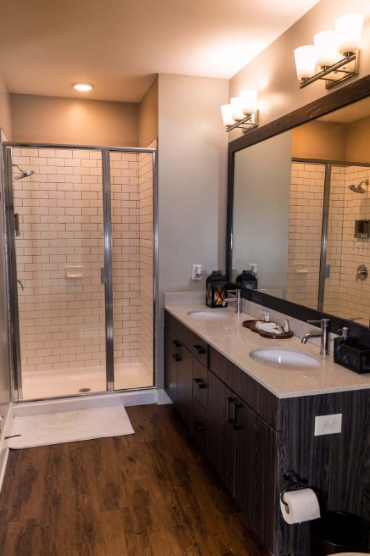 Building Photo - 2470 Cheshire Bridge Rd NE