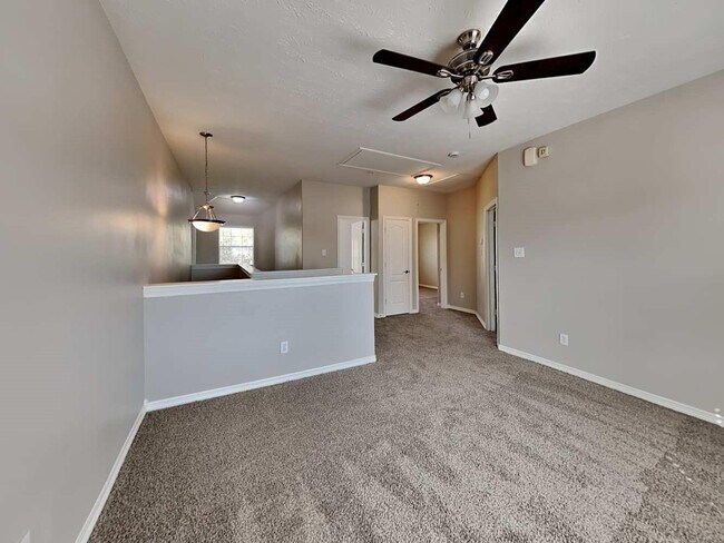 Building Photo - 28919 Hidden Lake Ct