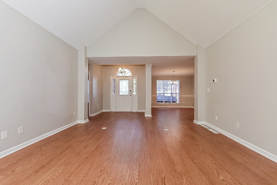 Building Photo - 134 Brookhaven Ln